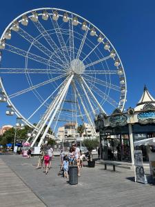 Super T2 joli balcon centre port du Cap d'Agde