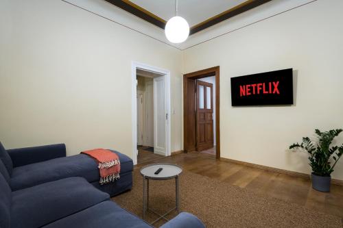 Super Zentral super schöner Altbau im Herzen von Berlin für bis zu 12 Personen