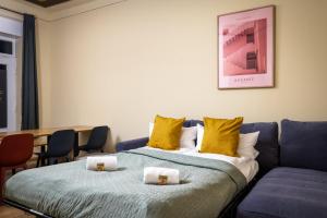 Super Zentral super schöner Altbau im Herzen von Berlin für bis zu 12 Personen