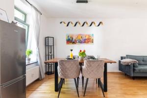 super Zentrale, gemütliche Wohnung mit Balkon