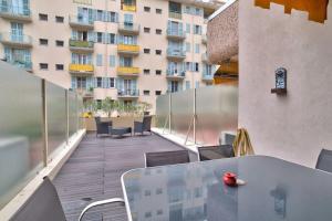 Superb 1bed flat with 25sqm terrace
