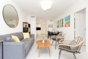 Superb 2 beds 2 baths next to Martinez Hotel