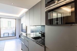 Superb 2 room apartment in the heart of Cannes 20m2 terrace