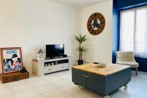Superb apartment 10 min walk from the castle