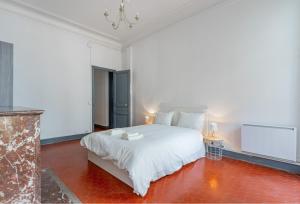 Superb apartment 100sqm, 5 min from the Old Port