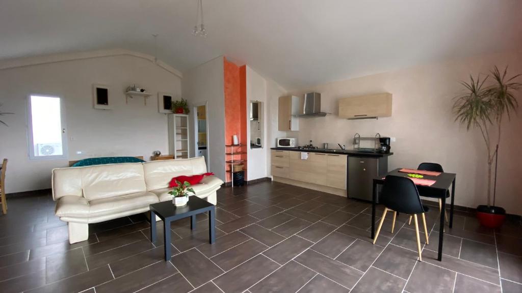 Superb apartment with a beautiful balcony - Anglet - Welkeys 64600 Anglet