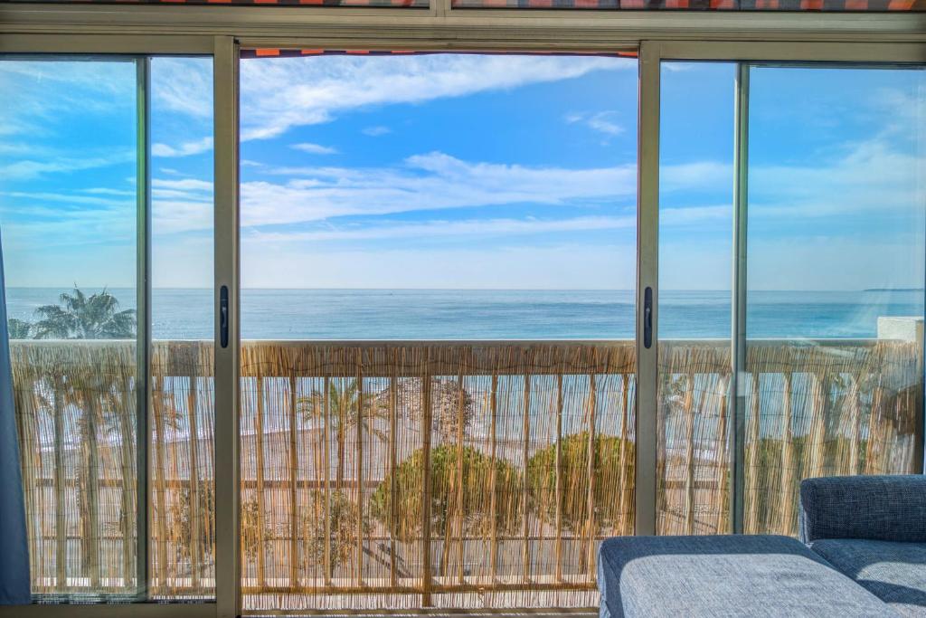 Superb apartment with AC in front of the sea - Cagnes-sur-Mer - Welkeys 27 Prom. de la Plage, 06800 Cagnes-sur-Mer