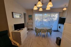 Superb Apartment With Balcony Cabourg