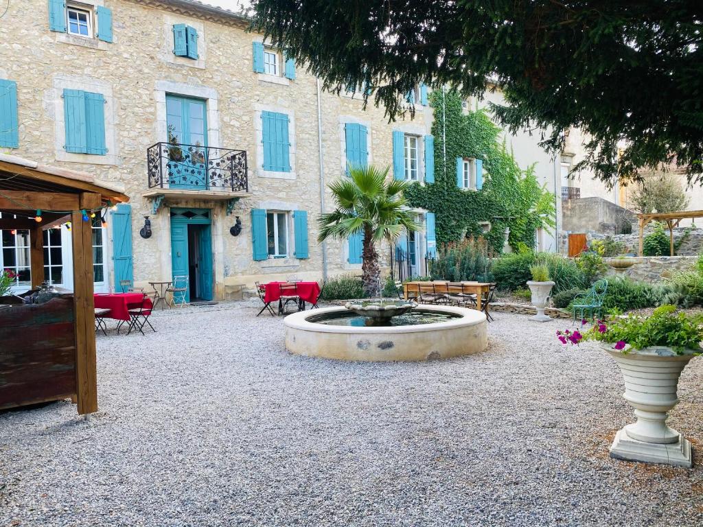 Superb Apartment With Garden Near The Sea