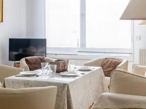 Superb apartment with huge terrace