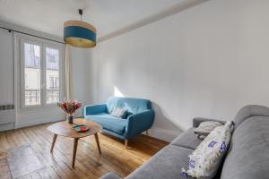 Superb Branded New flat of 50sqm -Heart of Paris 9
