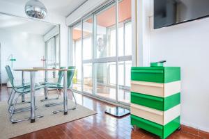 Superb Bright Accommodation Near The Marina