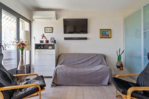 Superb bright flat with balcony and sea view in Cassis - Welkeys