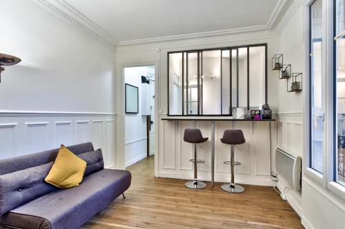 Superb calm studio nearby the Eiffel Tower - Welkeys