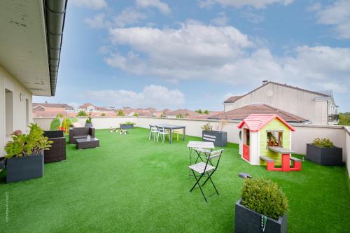 Superb family duplex clos to Disneyland