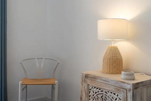 Superb Flat 200 from Beach, 10 min to Downtown