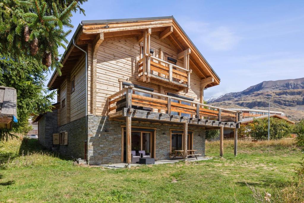 Appartement Superb flat in a chalet in L'Alpe d'Huez - Welkeys 248 A rue de la Grenouillère 38750 Huez