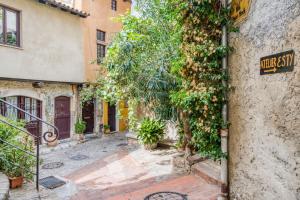 Superb flat in a typical flat of Haut-de-Cagnes - Welkeys