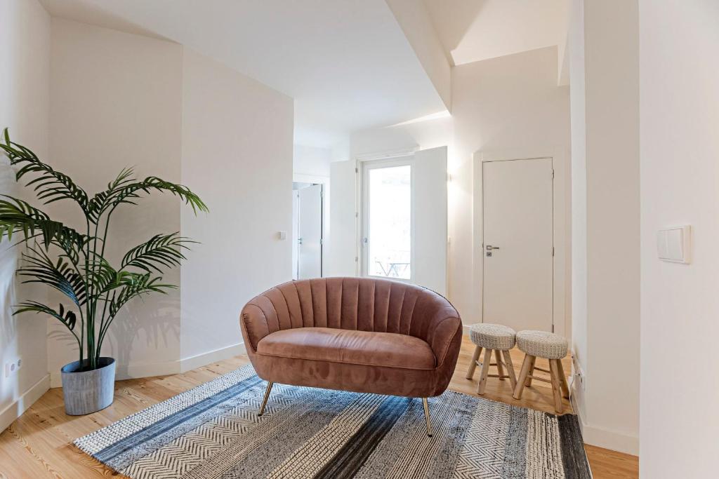 Superb Flat w/ Balcony and AC by LovelyStay 26 Rua do Monte dos Judeus 1ºC, 4050-412 Porto