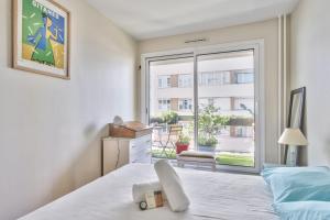 Superb flat with terrace nearby the Eiffel Tower in Paris heart - Welkeys