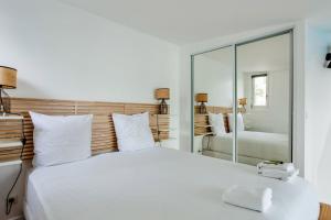 Superb loft-styled studio close to Montmartre in Paris - Welkeys