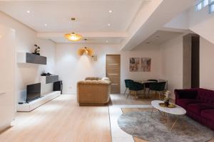 Superb modern nest near the Eiffel Tower