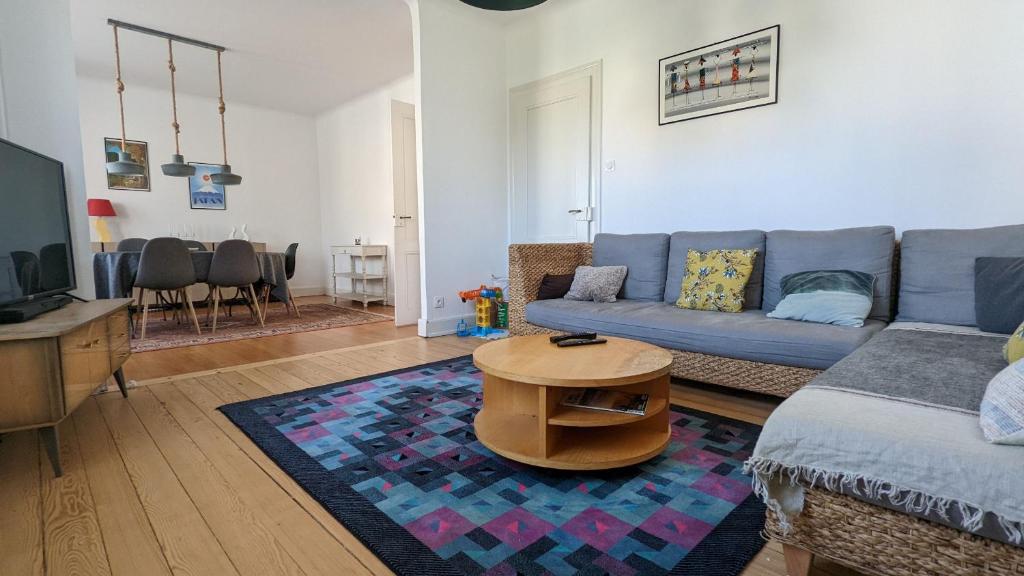 Superb penthouse in centre of Cannes Stunning views air-conditioning internet Near the Palais 532 06400 Cannes