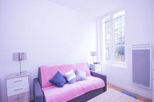 Appartement Superb quiet and comfortable studio apartment 220 rue de charenton 75012 Paris Île-de-France