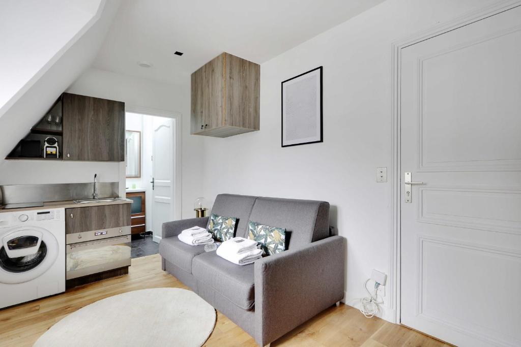 Appartement Superb Studio-2P- Arc de Triomphe Porte Maillot 51 26 Avenue de Foch 75116 Paris