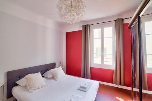 Superb T3 100 meters from the port of Nice