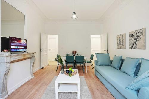 Superb typical Parisian apartment - 3BR8P - Reaumur