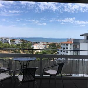 Superb view over Cascais and the Ocean, with wonderful balcony