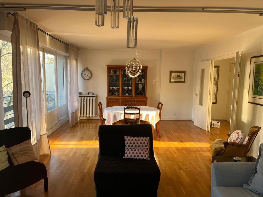 Superbe 2 pieces contemporain centre ville A1B119
