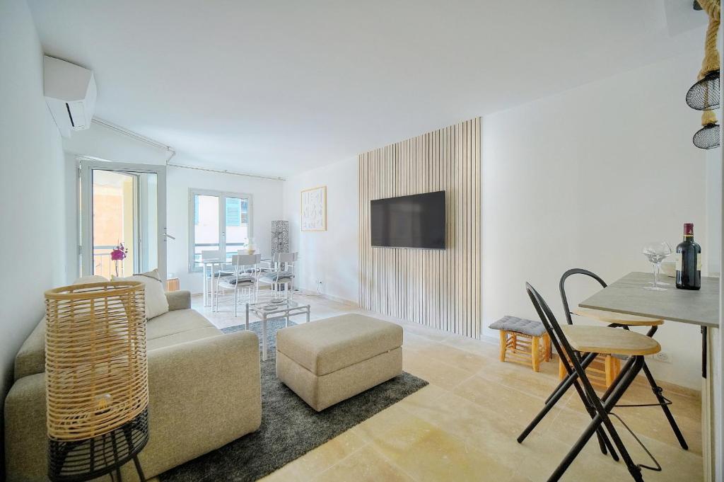 Appartement Superbe 2 pieces contemporain centre ville A1B119 de la Bergerie, 10 06400 Cannes