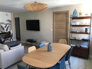 Appartement Superbe 3 pièces 4 étoiles Plein centre 70m du Port 67 Rue Général Allard 83990 Saint-Tropez Provence-Alpes-Côte d\'Azur