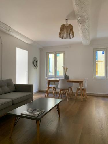Superbe 3 pièces situé dans le Vieux-Nice