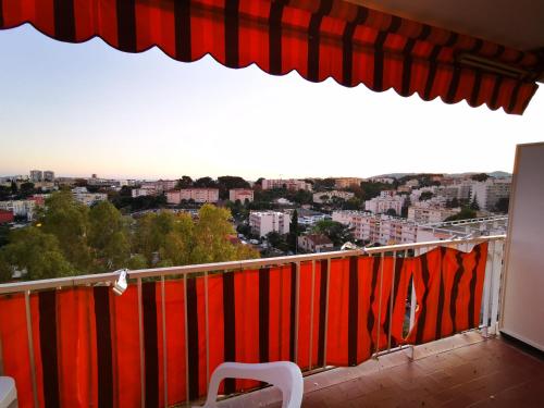 SUPERBE 3P 57M2 ANTIBES PARKING PRIVÉ