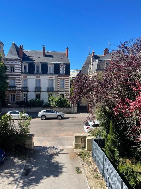 Appartement Superbe 40 m2 tout confort au cœur de Dijon 11 Rue de Metz 21000 Dijon