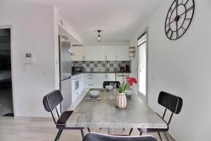 Superbe Appart de 50 m2 face au vieux village