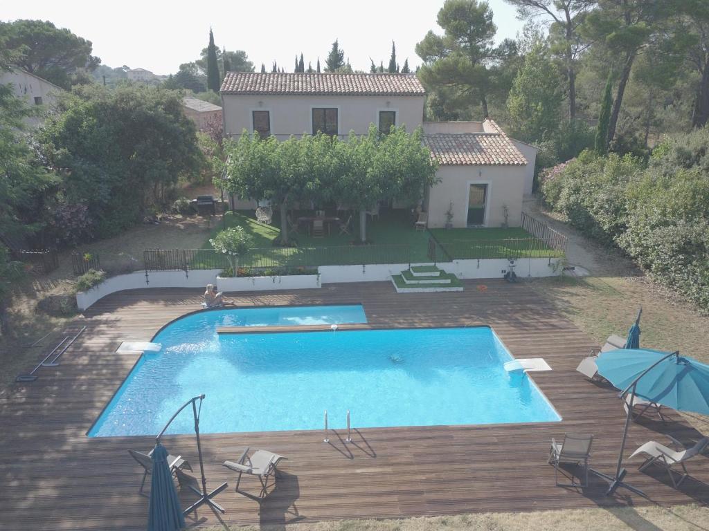 Superbe appart T2 piscine et vue mer en résidence 83380 Les Issambres