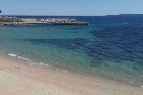 Superbe appart T2 piscine et vue mer en résidence