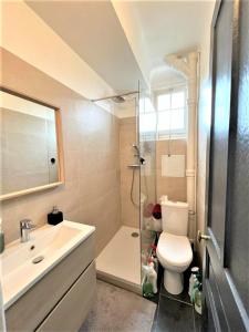 SUPERBE APPARTEMENT 2 PIECES A 200 METRES GARE
