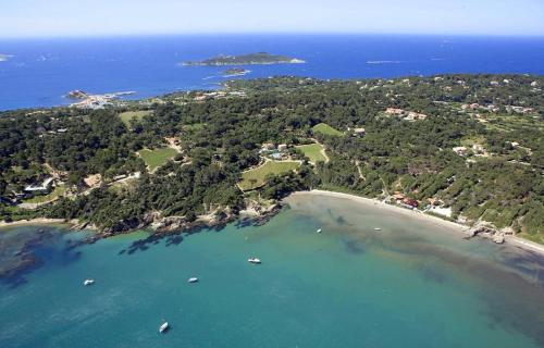 Superbe appartement 50M de la plage en bord de mer