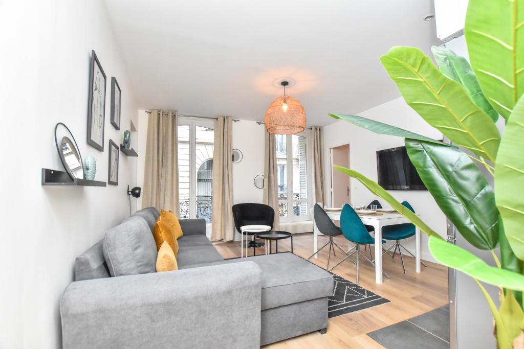 Superbe appartement 6P rue de Maubeuge 1 Rue Hippolyte Lebas, 75009 Paris