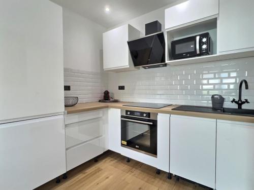 Superbe appartement à 20 mètres de la Mer / RCM