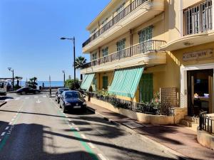 Superbe appartement à 20 mètres de la Mer / RCM