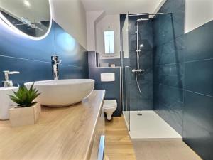 Superbe appartement à 20 mètres de la Mer / RCM