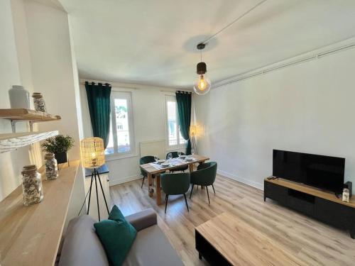 Superbe appartement à 50m de la plage.