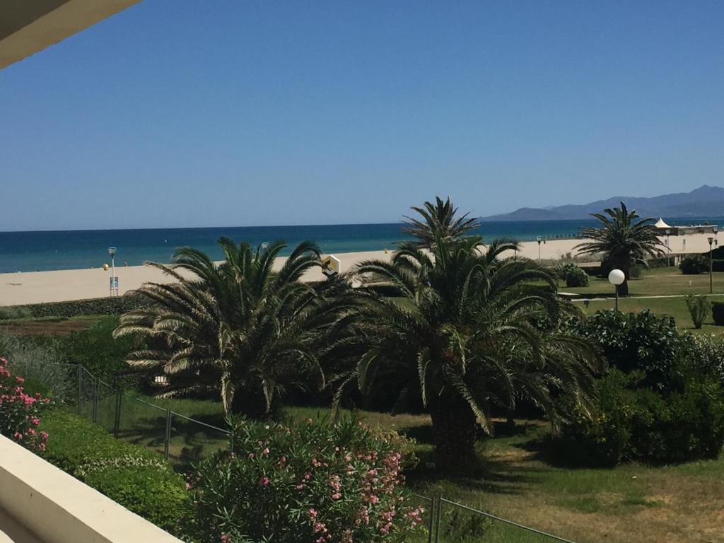 Superbe appartement à Canet en Roussilon avec vue sur mer et montagne 4 Promenade Charles Trenet, 66140 Canet-en-Roussillon