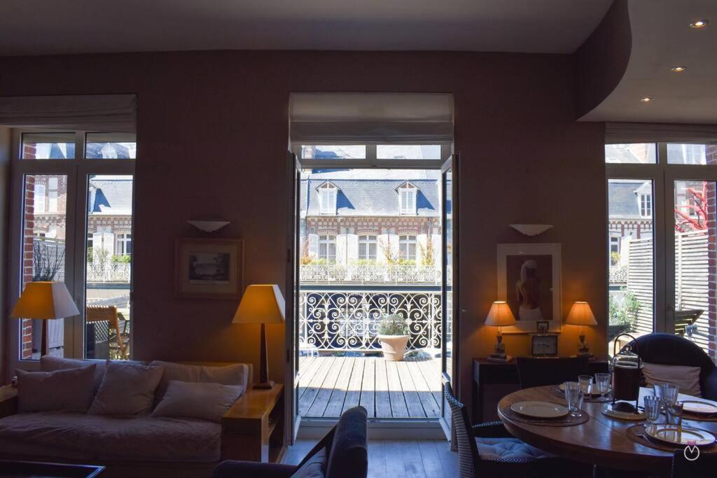 Superbe appartement au cœur de Deauville 8 Avenue du Général de Gaulle, 14800 Deauville